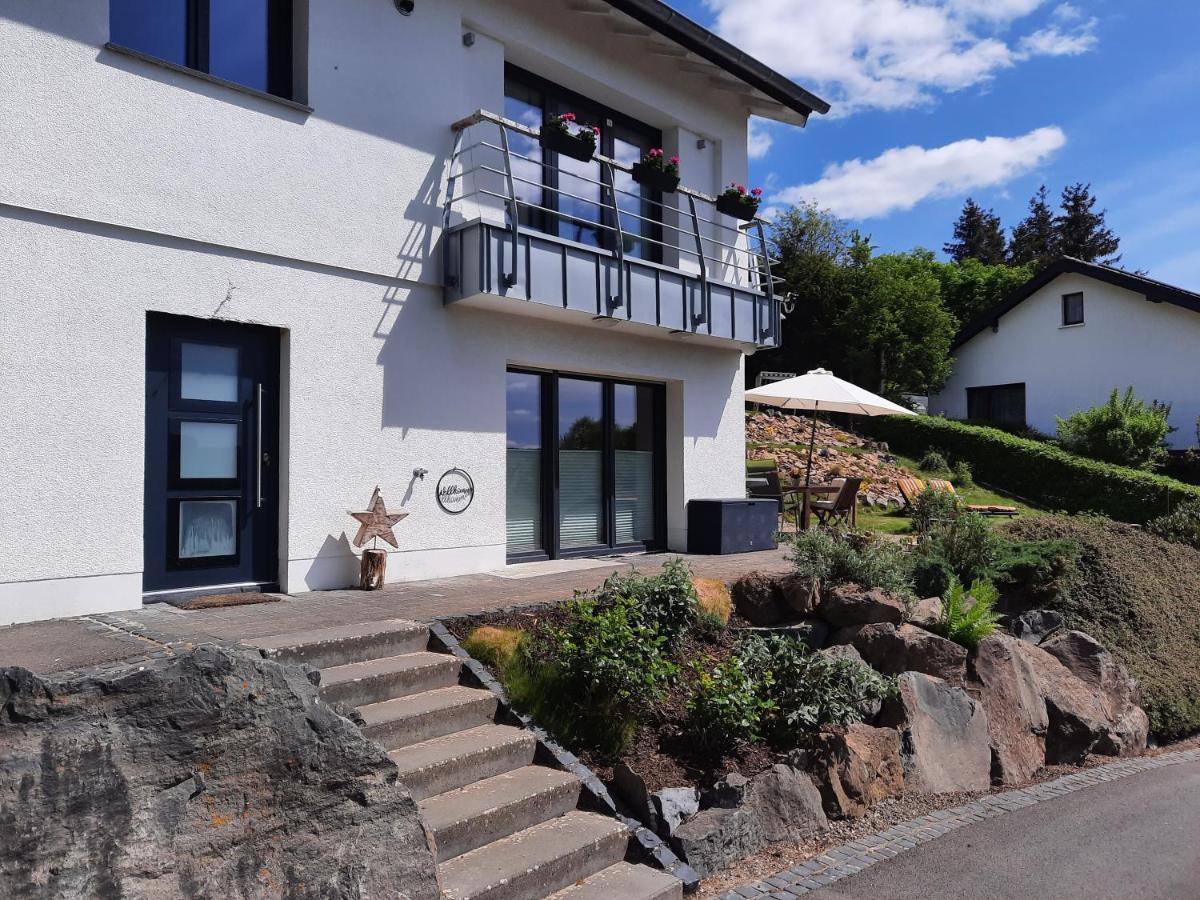 Große Auszeit Eifel mit Sauna, Kamin und Terrasse Nettersheim Exterior foto